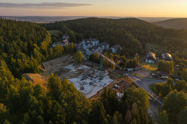 Postępy budowy Izera Park – wrzesień 2025