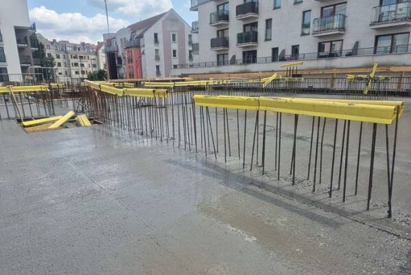 Lato na budowie Kapitanatu Garbary