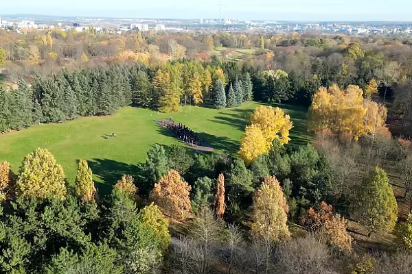 Mieszkanie przy parku i rzece. Jak natura wpływa na lepszą jakość życia w mieście?